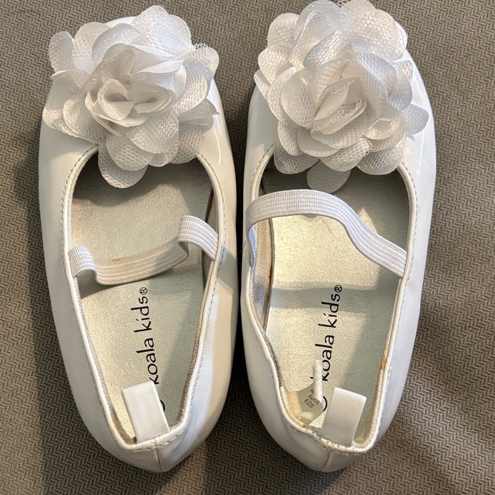 Koala Kids White Floral Dress Shoes